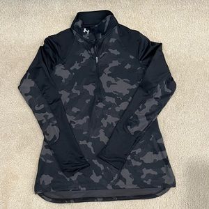 Under Armour three-quarter zip camouflage cold-weather gear. New condition.